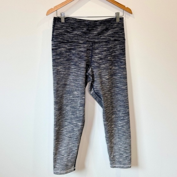 Offline by Aerie The Hugger Hi-Rise Short Seam Leggings (XL) - Picture 2 of 6